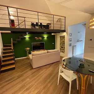 https://garden-house.taorminaitalyhotels.com